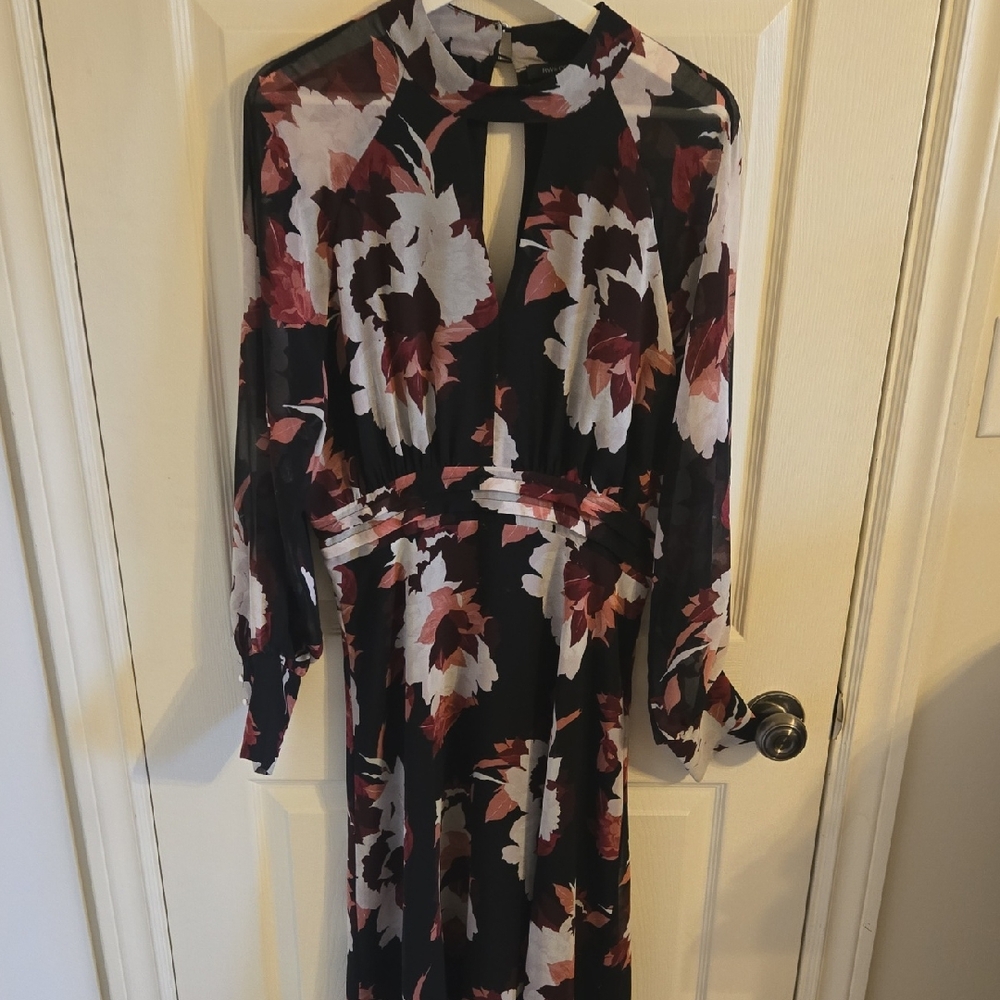 RW&CO. Black and Red Floral Long Sleeve Dress